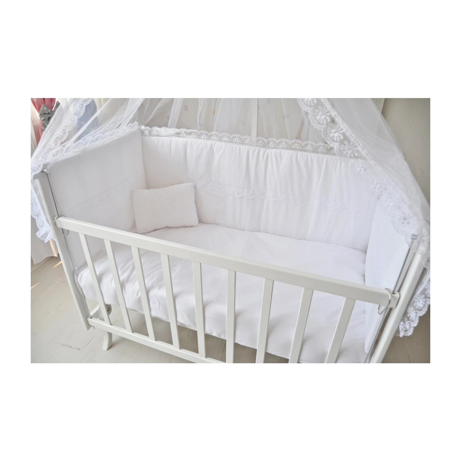 Drveni krevetac kolevka - drveni krevetac ili kolevka za bebe sa baldahinom